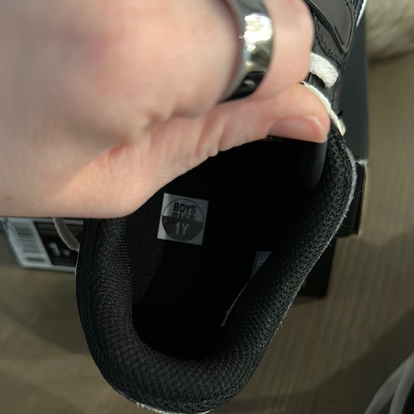 Jordan Legacy Low - Picture 8 of 9